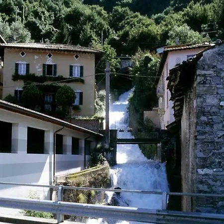 Fiumelatte Sleeps 2 Air Con Wifi Appartement Varenna