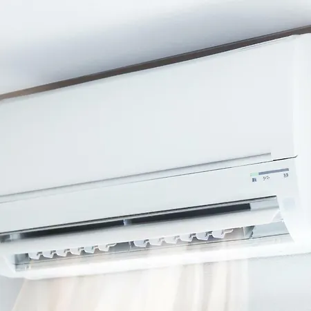 Appartement Fiumelatte Sleeps 2 Air Con Wifi *